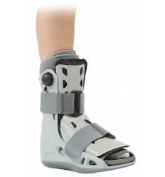 Botte de marche AirSelect Courte Aircast gris