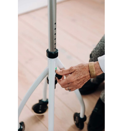 Déambulateur 4 roues à une main Wheeleo réglable