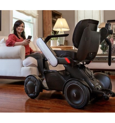 Fauteuil roulant électrique Whill Model C connecté