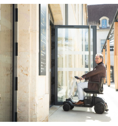 Scooter senior 4 roues Whill Model R