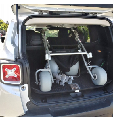Déambulateur 4 roues tout terrain pour la plage Wheeleez AccessWalk coffre voiture