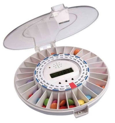 Pilulier distributeur automatique avec horloge radio-pilotée Medelert