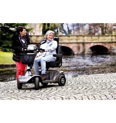 Scooter électrique 4 roues Sterling S425 / 10 km/h