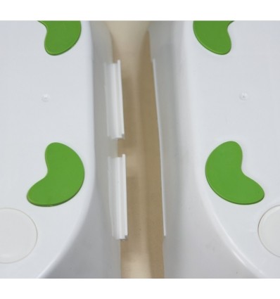 Marche d'accès au bain Moorea