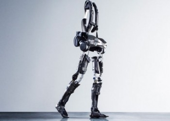 Phoenix : un exosquelette pour faire face au handicap
