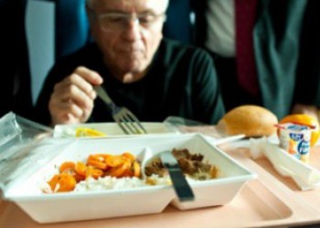 Maladie d'Alzheimer : un régime alimentaire comme solution ?